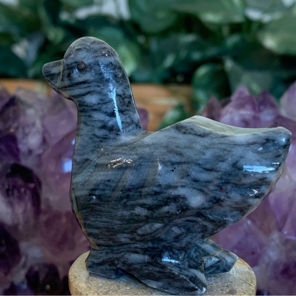 Natural Marble Carved Duck Figurine Bird Figure Carving Polished Pocket Pet 2.5" - Picture 8 of 12
